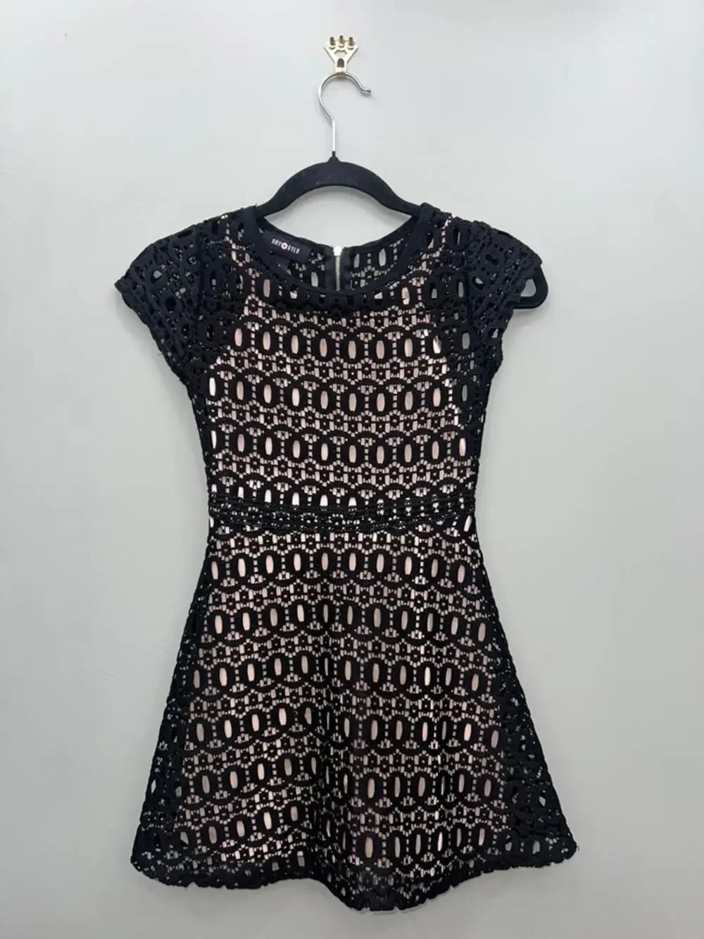 Amy Byer Black Lace Fit & Flare Dress Nude Lining Size 8 Party Cocktail Dress
